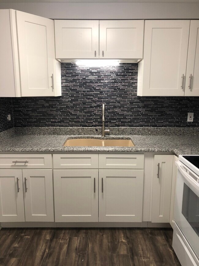 6297 Robinson Rd Apartments and Nearby Lockport Apartments For Rent