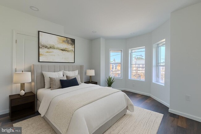 property at 5512 Locust St