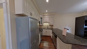 3 Carmel St, Unit 1B in Boston, MA - Building Photo