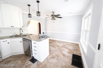 3016 Carson Way in Louisville, KY - Building Photo - Building Photo