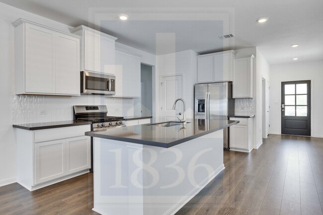 837 Papaya Dr in Buda, TX - Building Photo - Building Photo