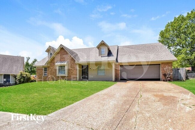 property at 4085 Remsen Cove