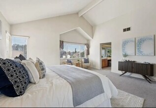 1243 Cardona Way in San Jose, CA - Building Photo - Building Photo