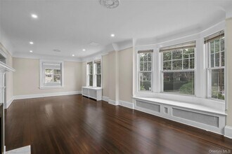 135 Ashford Ave in Dobbs Ferry, NY - Building Photo - Building Photo