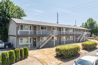Willow Terrace in Portland, OR - Building Photo - Building Photo