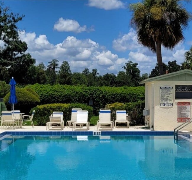 38 St Andrews Ct in Kissimmee, FL - Foto de edificio - Building Photo