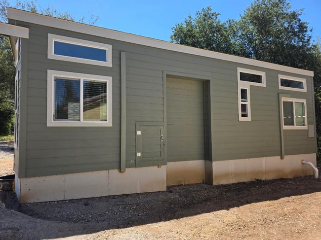 4137 Alpine Blvd in Alpine, CA - Building Photo - Building Photo