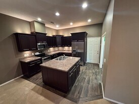 4720 St Andrews Way in Fort Smith, AR - Building Photo