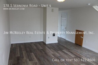 178 S Vernonia Rd in Saint Helens, OR - Building Photo - Building Photo