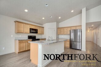 12583 Herrick St in Caldwell, ID - Building Photo - Building Photo