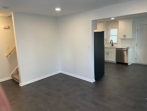 2309 Walke St, Unit B in Virginia Beach, VA - Building Photo - Building Photo