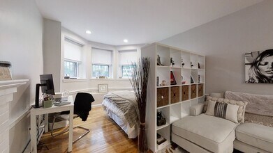 125 Beacon St in Boston, MA - Building Photo - Building Photo