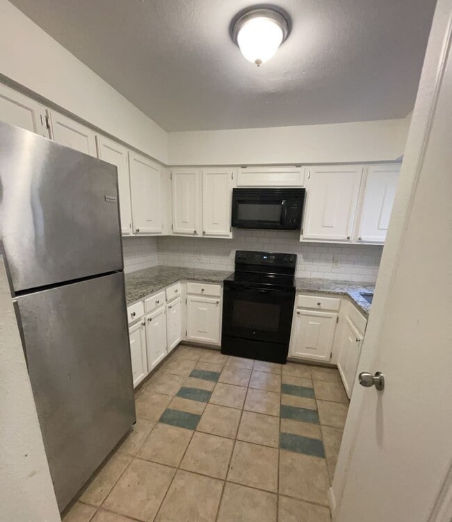 property at 1919 Place Rebecca Ln