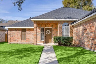 4754 Widerop Ln in Friendswood, TX - Building Photo - Building Photo