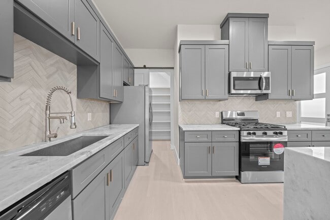 property at 4525 Davenport St