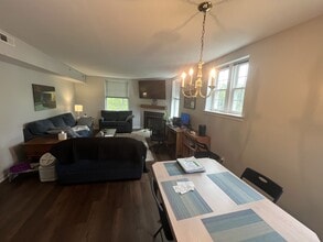 104 Woodside Rd in Haverford, PA - Building Photo - Building Photo