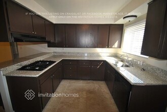 23637 Canerwell St in Santa Clarita, CA - Building Photo - Building Photo
