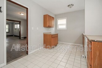 14269 Superior Rd in Cleveland Heights, OH - Building Photo - Building Photo