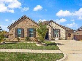 3722 Autumncrest St in Midlothian, TX - Building Photo
