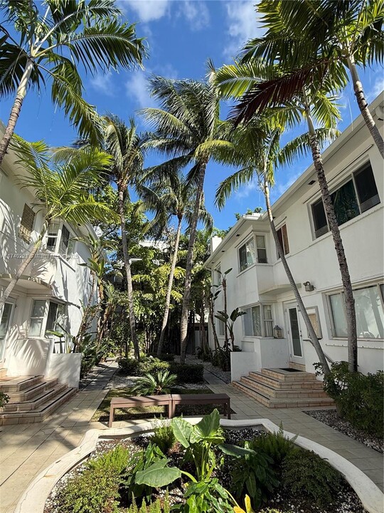 731 6th St in Miami Beach, FL - Building Photo