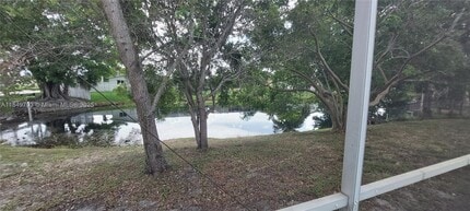 2190 NW 87th Ln in Sunrise, FL - Building Photo - Building Photo