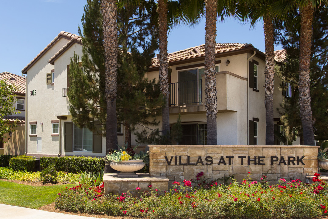 Villas at The Park in Camarillo, CA - Foto de edificio