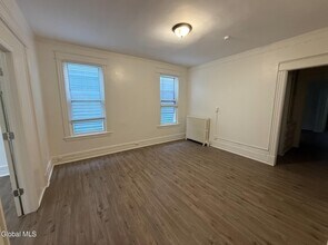 147 Western Ave in Albany, NY - Building Photo - Building Photo