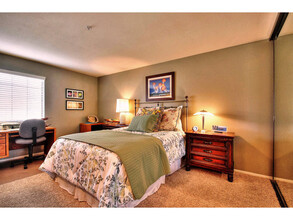 342 Quail Run Ct, Unit 342 Quail Run Ct. in Del Rey Oaks, CA - Building Photo - Building Photo