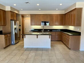 43426 Lago Brezza Dr in Indio, CA - Foto de edificio - Building Photo