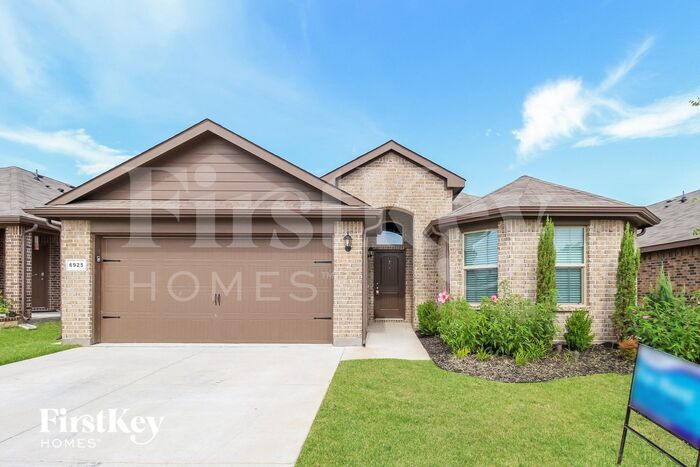 6925 Freeboard Wy in Fort Worth, TX - Building Photo