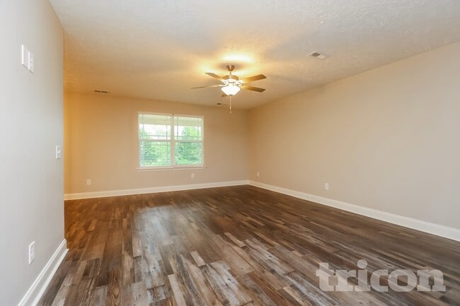 716 Cedar Ln in Springfield, TN - Building Photo - Building Photo