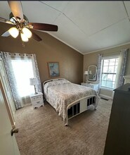 2301 Hollister Rd in Babson Park, FL - Foto de edificio - Building Photo