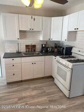 4 Lake Huron Dr in Little Egg Harbor Township, NJ - Building Photo - Building Photo
