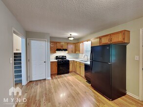158 Wendy Way in Douglasville, GA - Building Photo - Building Photo