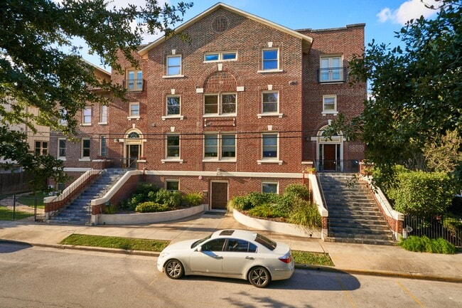 property at 215 W Norma St