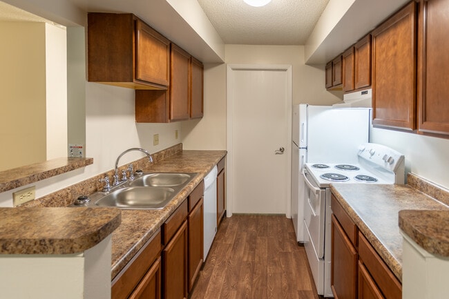 Brandychase Apartments in Cincinnati, OH - Foto de edificio - Interior Photo