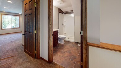 1091 15th Ave SE in Minneapolis, MN - Building Photo - Building Photo