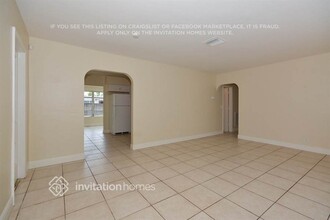 4290 NW 38th Ave in Fort Lauderdale, FL - Building Photo - Building Photo