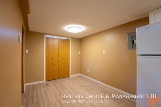 Basement Unit With Onsite Laundry, Close t in Medicine Hat, AB - Building Photo - Building Photo