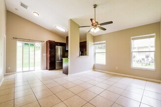 1206 Sheeler Hills Dr in Apopka, FL - Building Photo - Building Photo