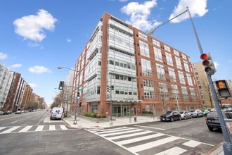 1300 N St NW in Washington, DC - Building Photo - Building Photo