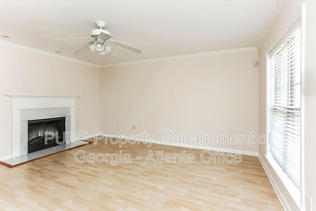 1934 Ivy Glen Dr in Smyrna, GA - Building Photo - Building Photo