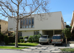 337 S Rexford Dr in Beverly Hills, CA - Building Photo - Building Photo