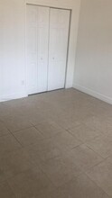4174 NW 79th Ave in Doral, FL - Building Photo - Building Photo