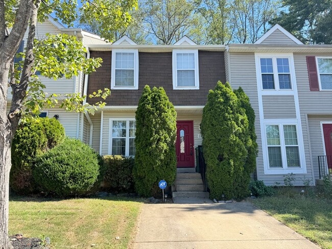 property at 105 Staunton Ct