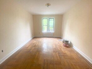 8302 6th Ave in Brooklyn, NY - Building Photo - Building Photo