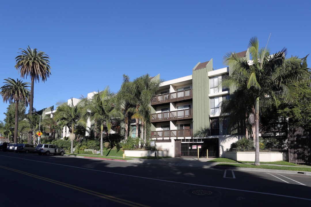 Garden Villas in Los Angeles, CA - Foto de edificio