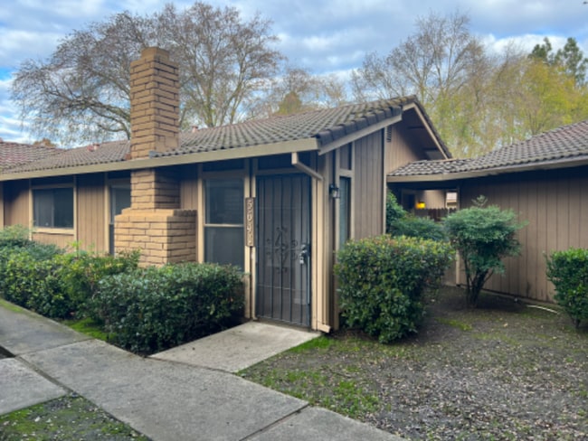 5641 Passero Way in Stockton, CA - Building Photo - Building Photo