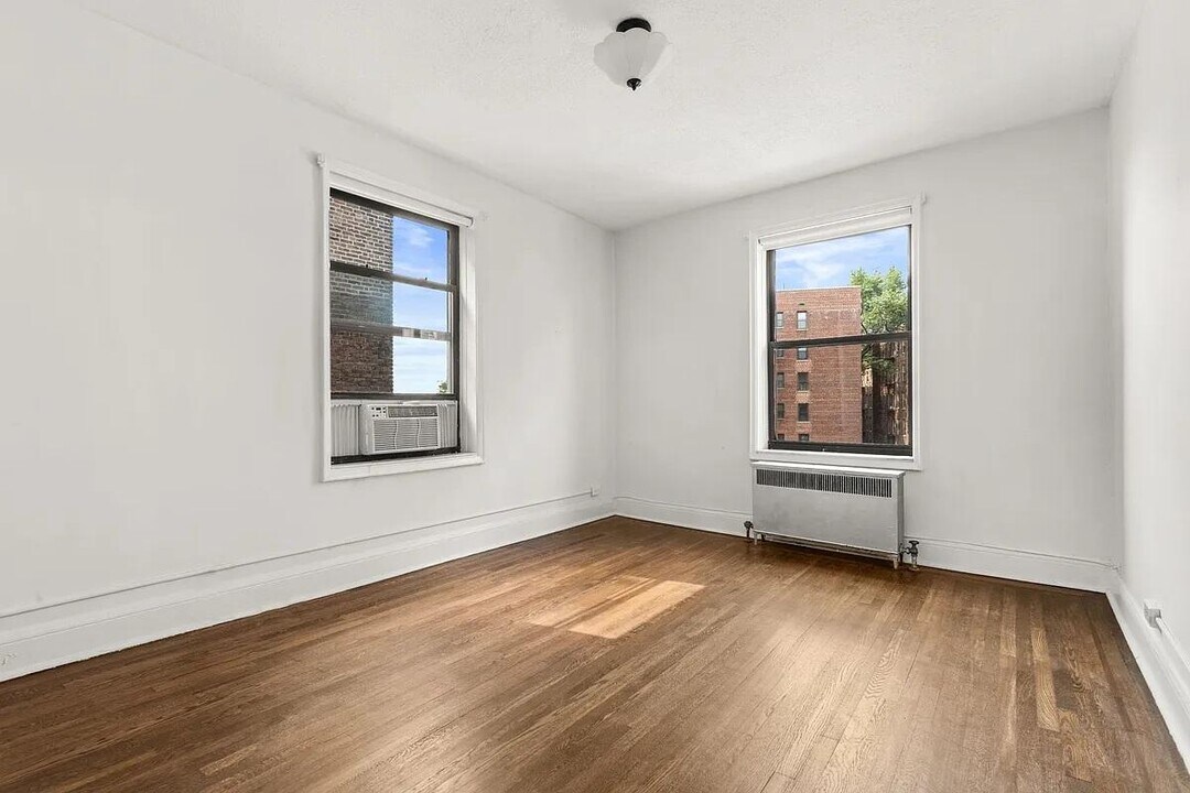 3875 Waldo Ave in Bronx, NY - Building Photo