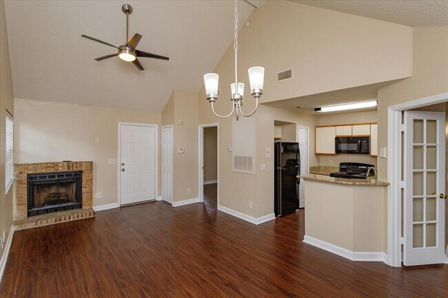 620 Glenwood Ct in Altamonte Springs, FL - Building Photo - Building Photo